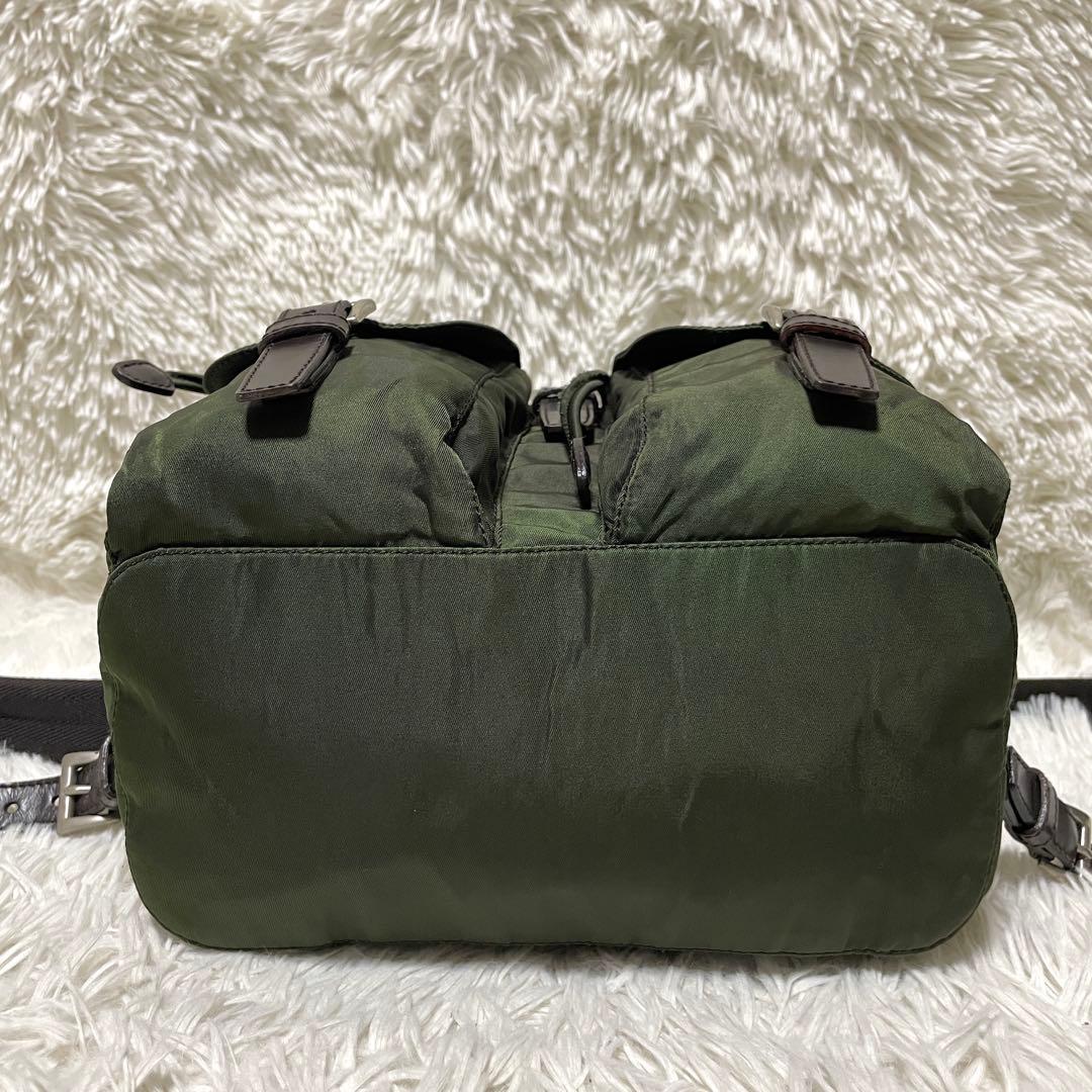 【美品】PRADA プラダ　リュック　バックパック　ナイロン　カーキ　レディース