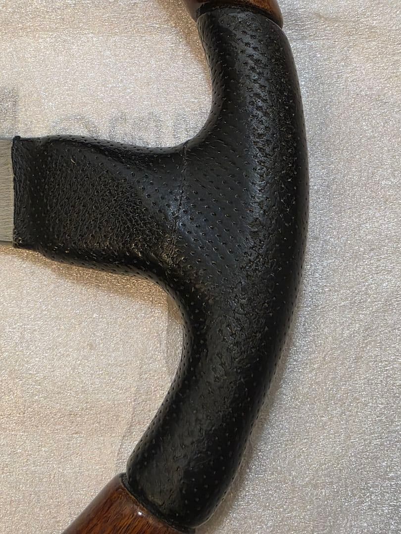 momo ウッドステアリング 350mm