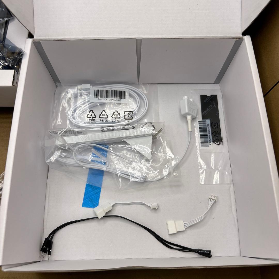 GIGABYTE B860I AORUS PRO ICE マザーボード