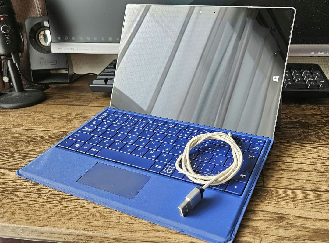 Windowsタブレット本体 Microsoft Surface 3 128GB model1645
