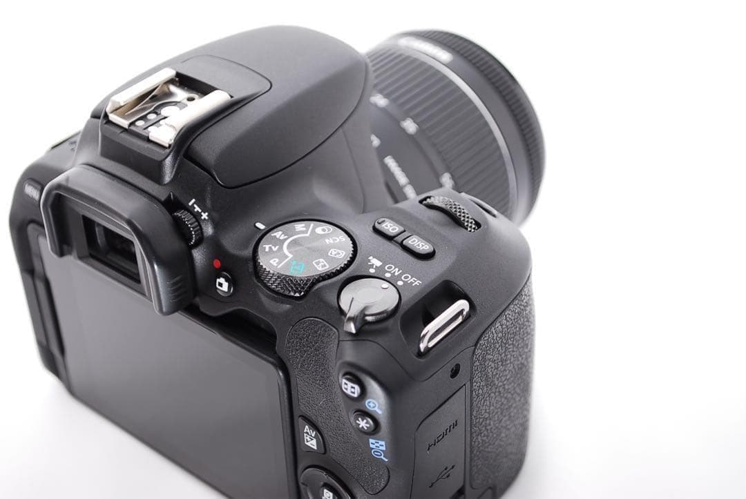 買って後悔なし✨超美品✨Canon Kiss X9✨軽量＆コンパクト✨