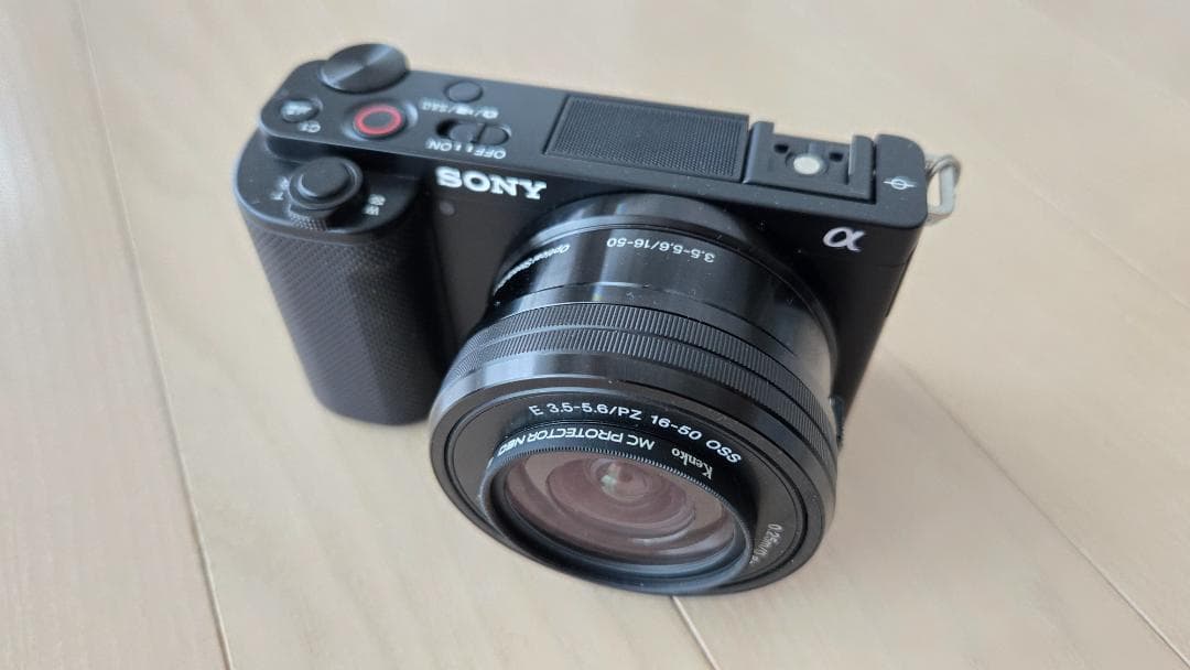 ソニー　VLOGCAM　ZV-E10　パワーズームレンズ付き