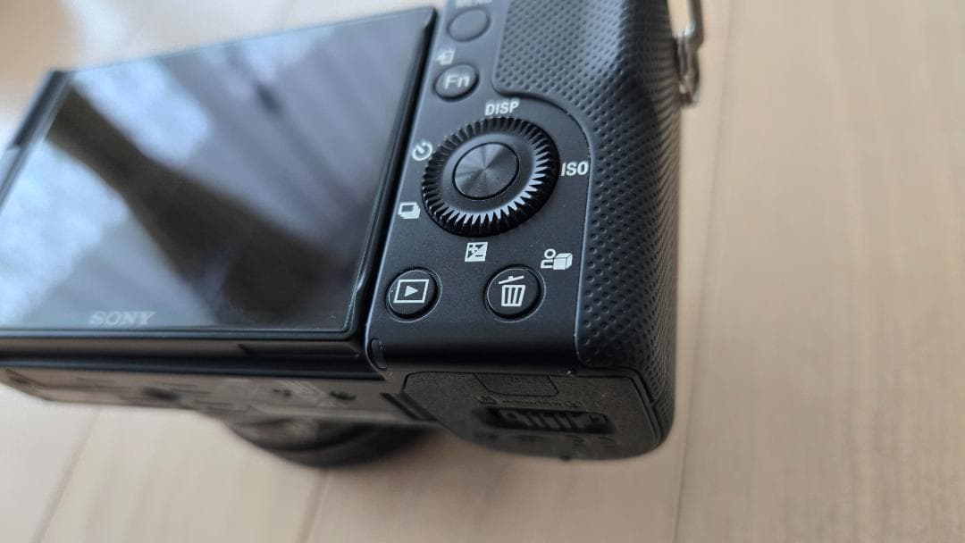 ソニー　VLOGCAM　ZV-E10　パワーズームレンズ付き