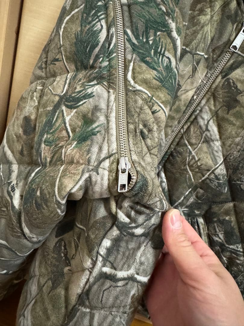 美品！supreme リアルツリー　ボンバージャケット　M