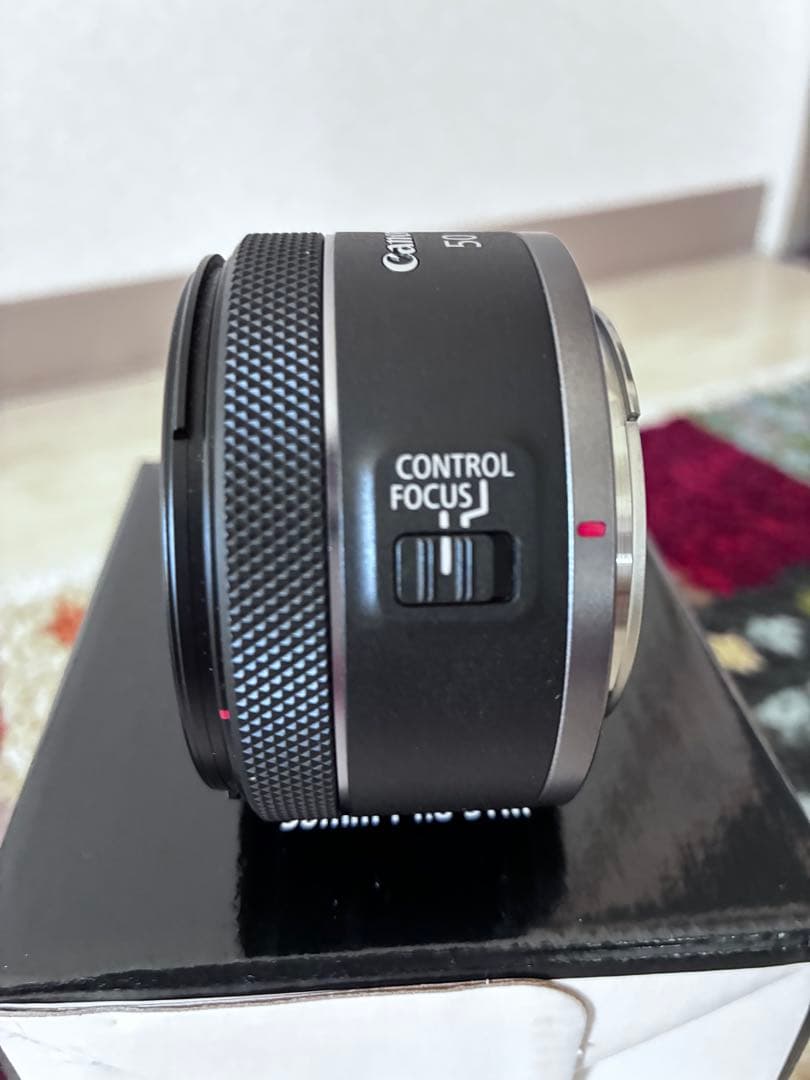 Canon RF 50mm F1.8 STM 「元箱・フード・フィルター２枚付」