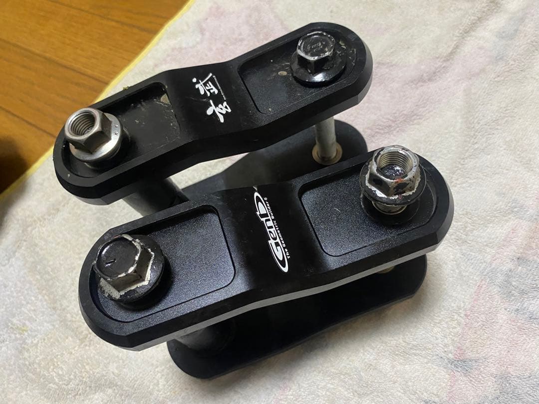 200ハイエース　玄武　スキッドアングルアジャスター