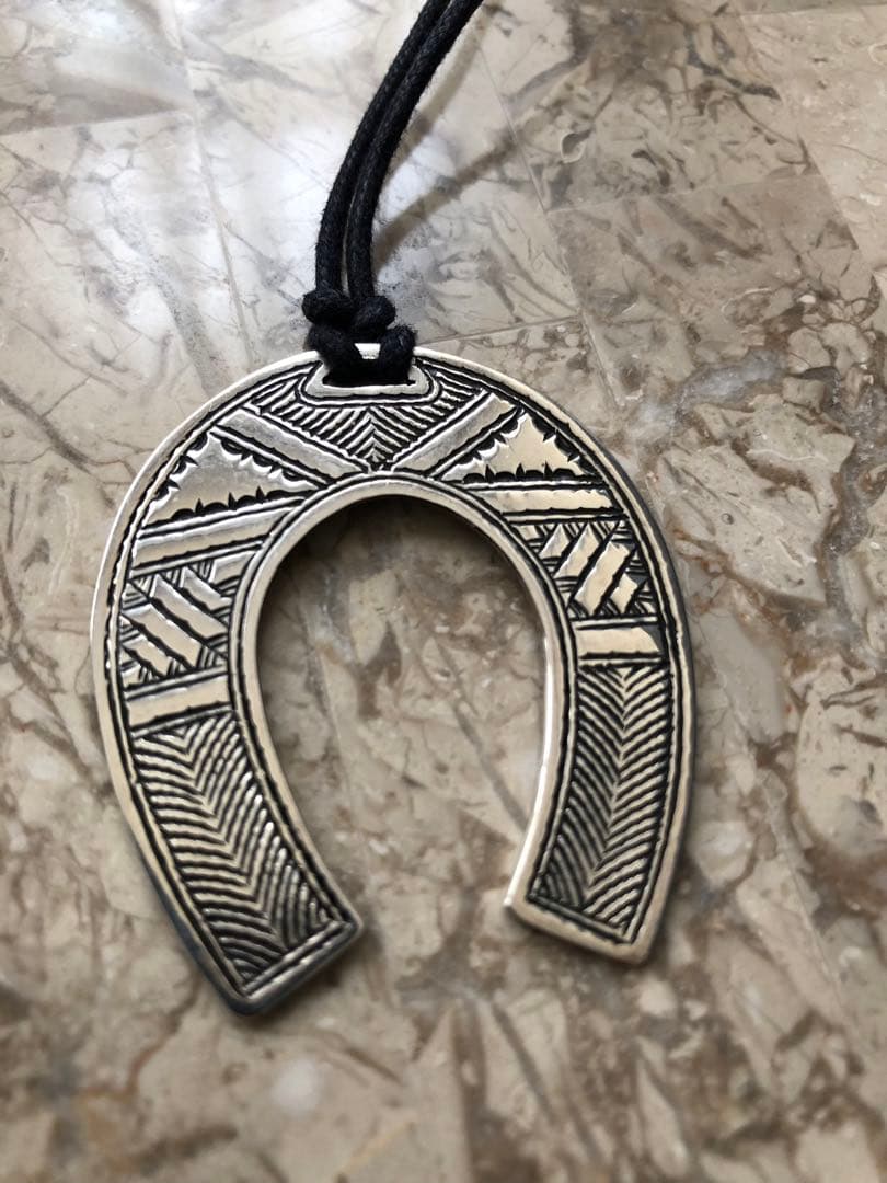 専用　Adawat’n Tuareg　馬蹄 ネックレス