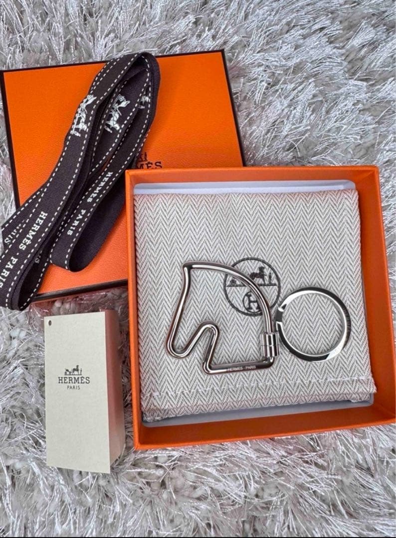 HERMES エルメス 馬キーホルダー　キーリング