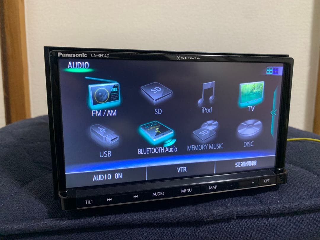カーナビ Panasonic CN-RE04D