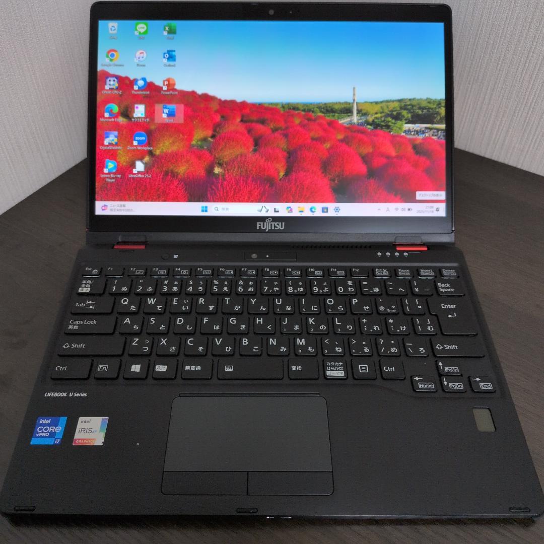 【第１１世代Corei7：モバイル】富士通／U9311XF／16GB／256GB