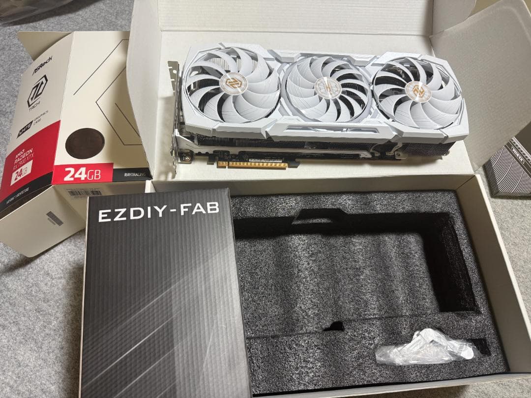 AMD Radeon RX 7900 XTX Taichi 24GB OC 美品