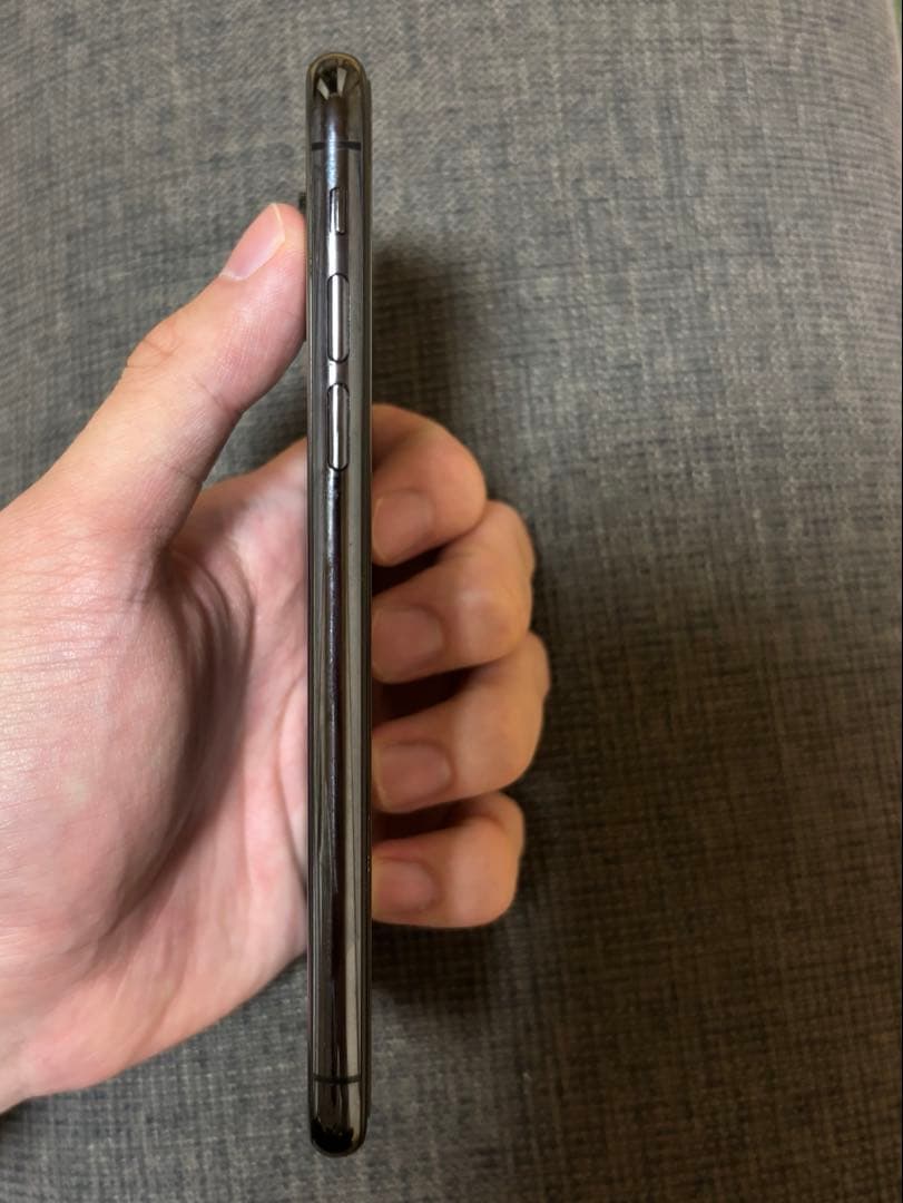 【美品】iPhone X 本体