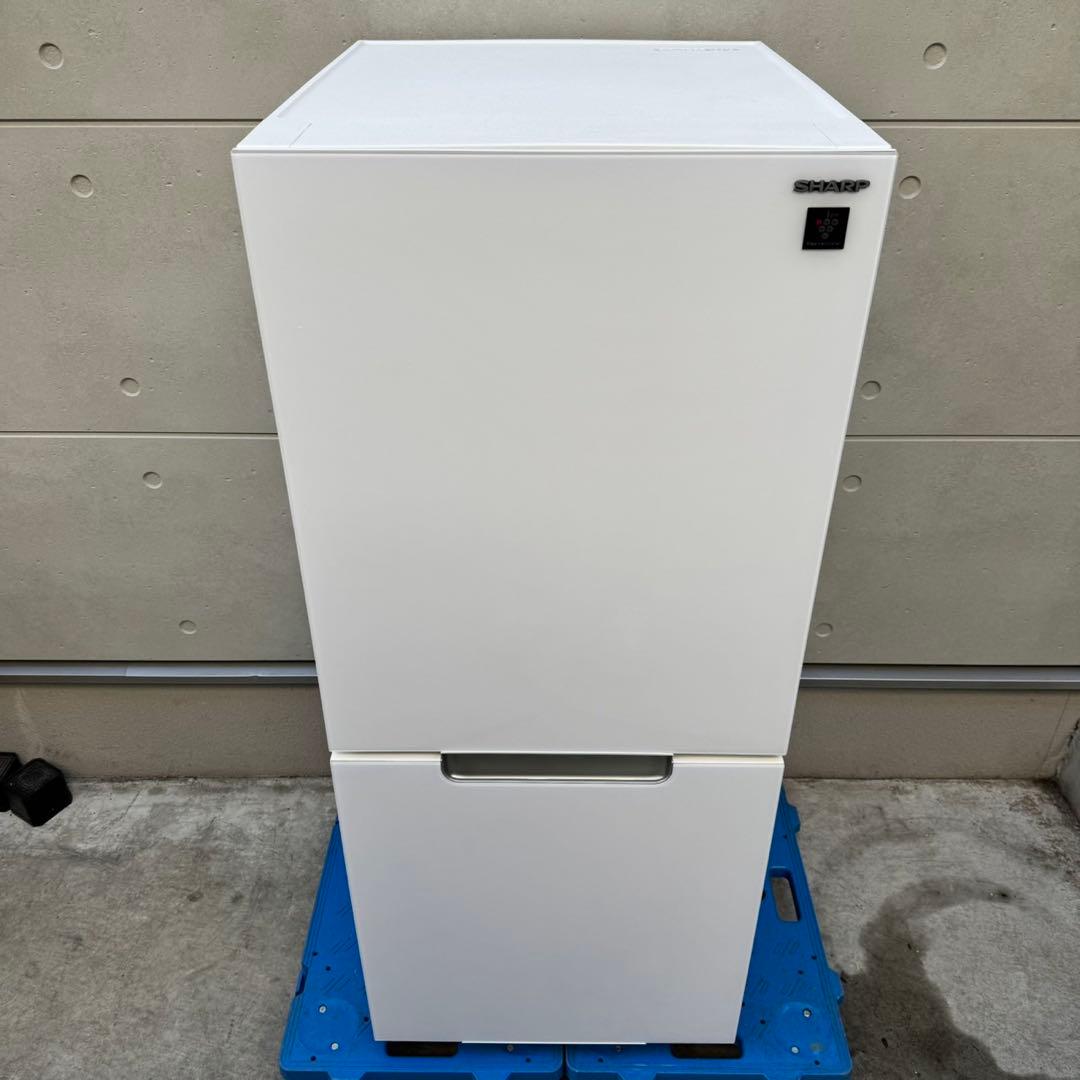 198⭐️2022年製美品★シャープ　冷蔵庫　右、左開き　ガラス扉　一人暮らし