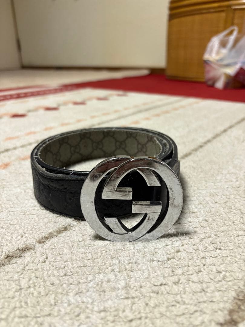 Gucci ブラックレザー GGロゴベルト正規品