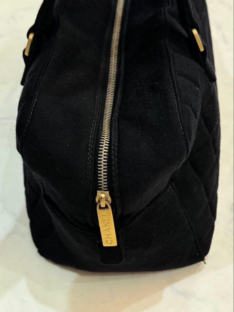 CHANEL マトラッセ ハンドバッグ ブラック