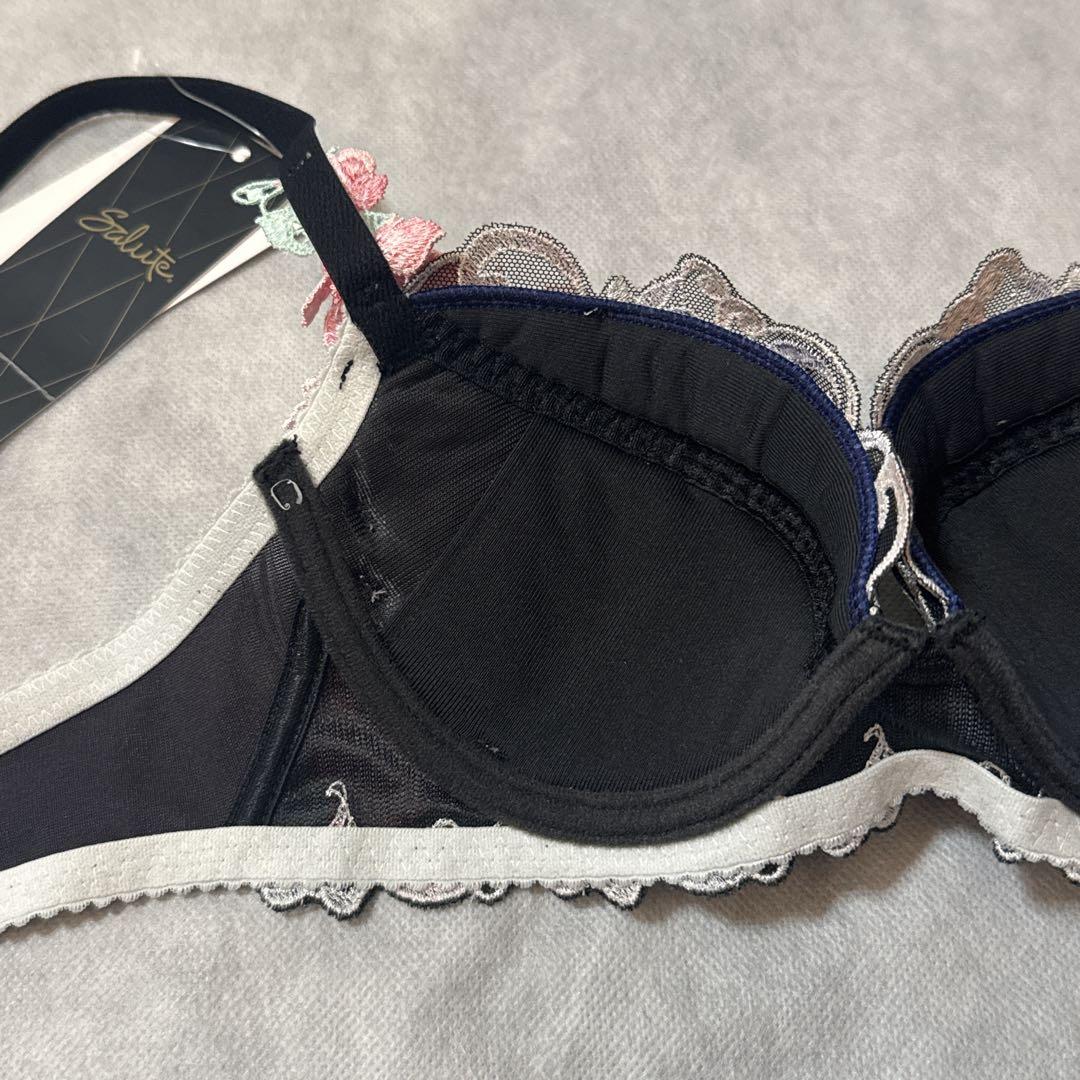 ワコール　サルート　66G ブラ＆ショーツ　C65 　新品　匿名配送