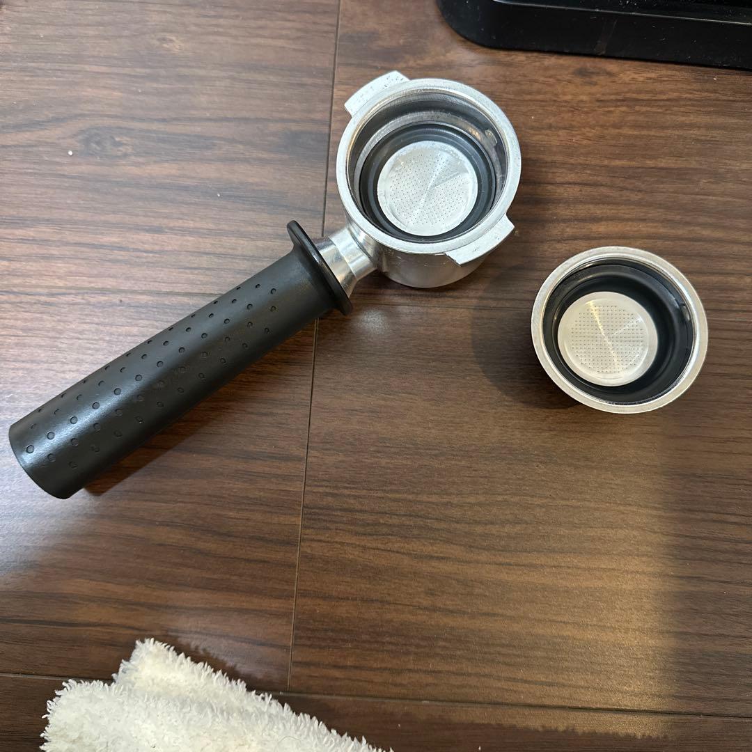 エスプレッソ・カプチーノメーカー　デロンギ　EC235J