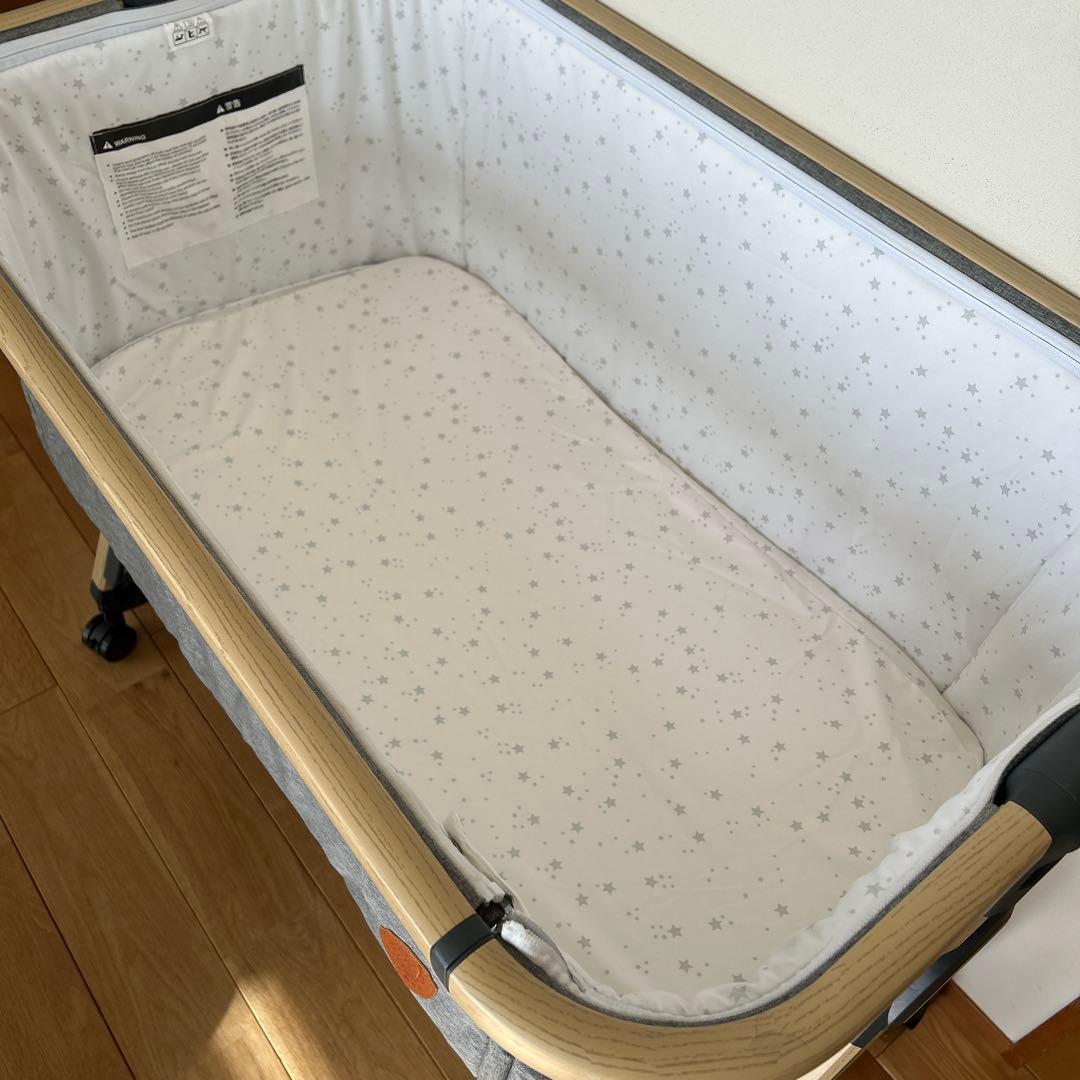 【ベビーベッド】可動ベビーベッドHZDMJダイソークッション付
