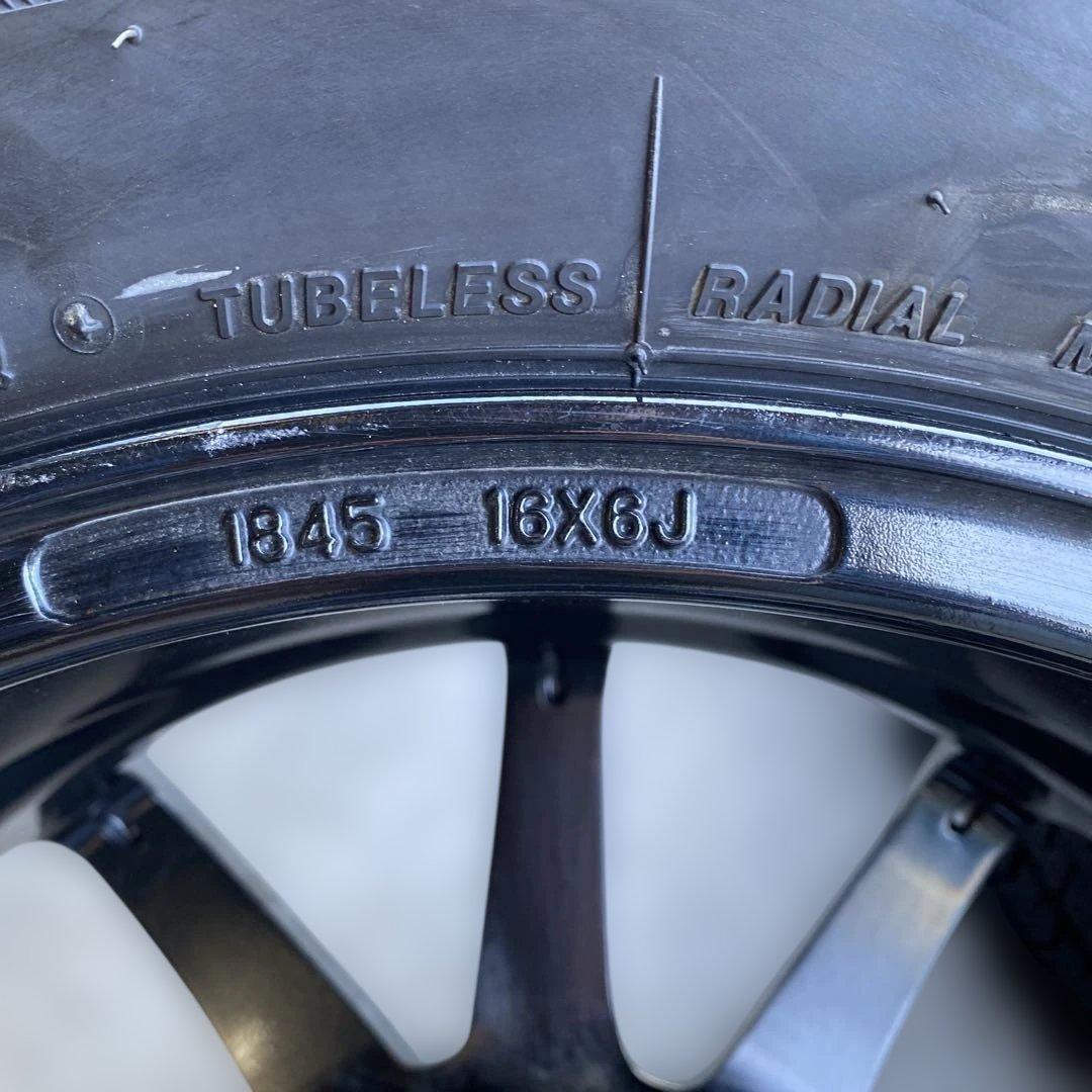 中古バリ溝ブリヂストンスタッドレスセット195/65R16 ライズ、ロッキー