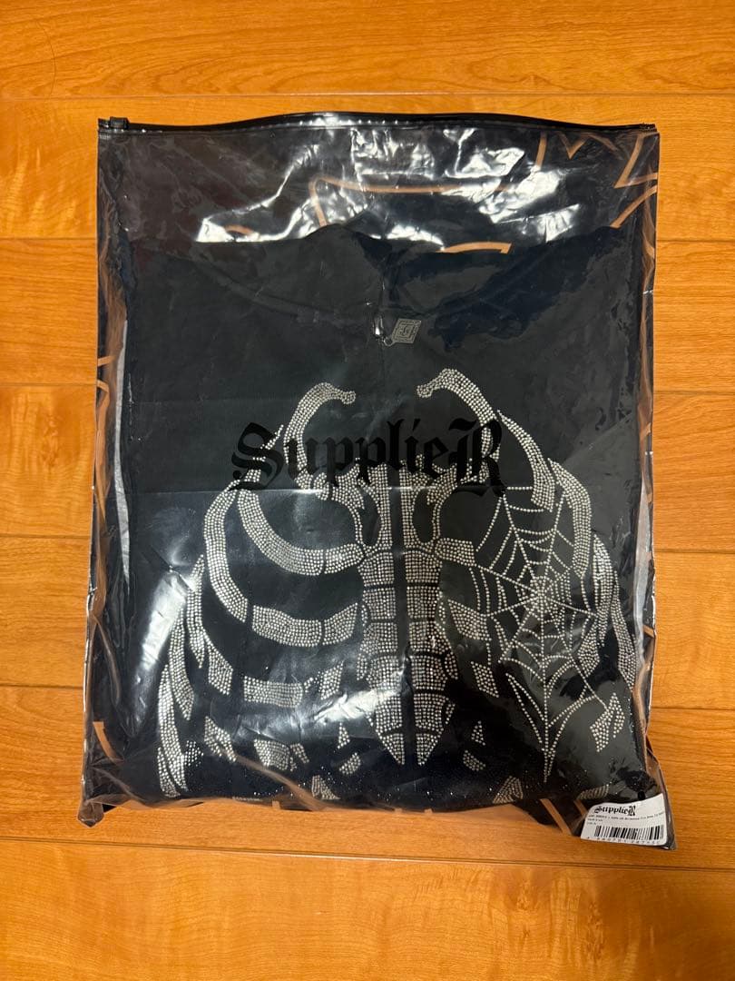 ⚠️人気新品⚠️ supplier×NOREMIDジップパーカー　ノベルティー付き