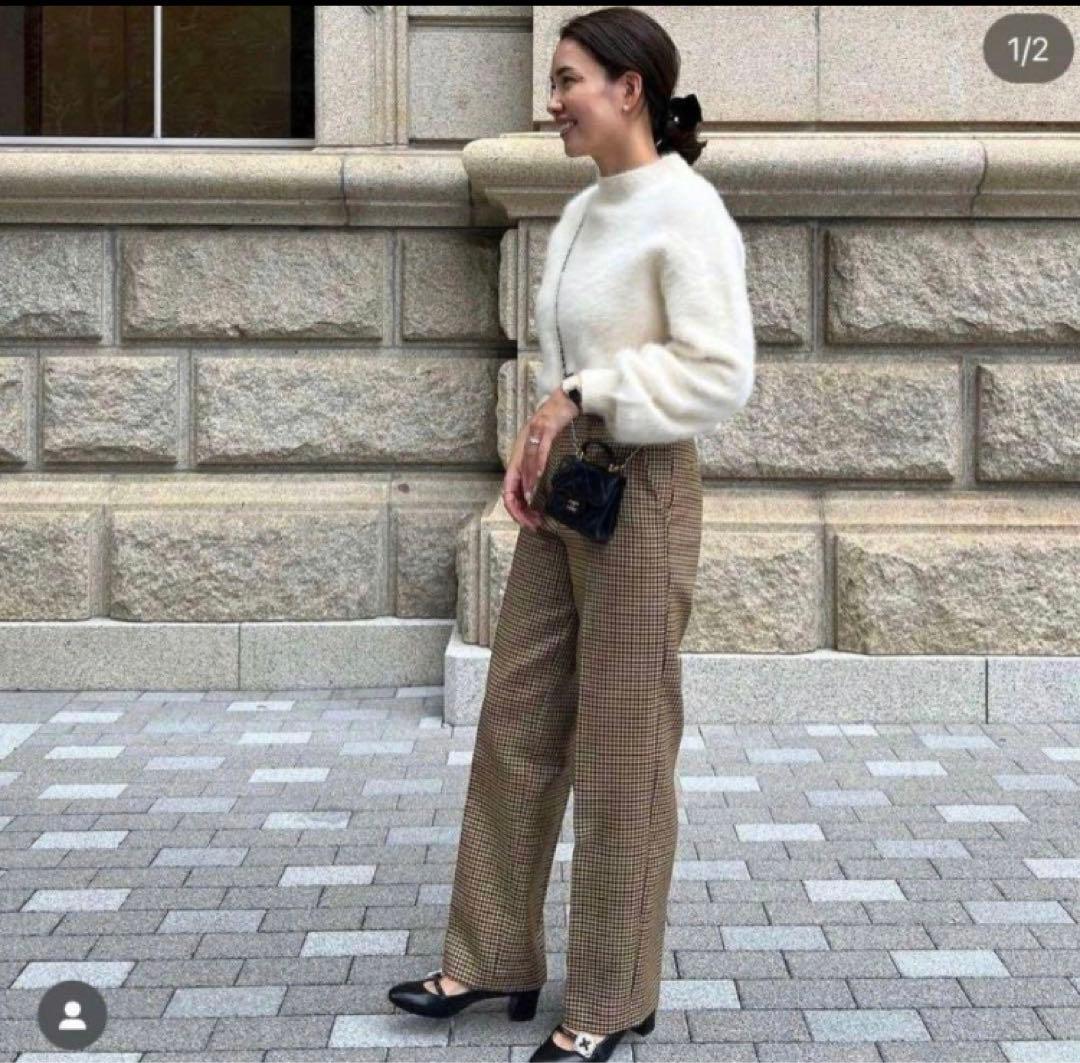 【美品】OHGA ラクーン ニット ホワイト ハイネックファーニット