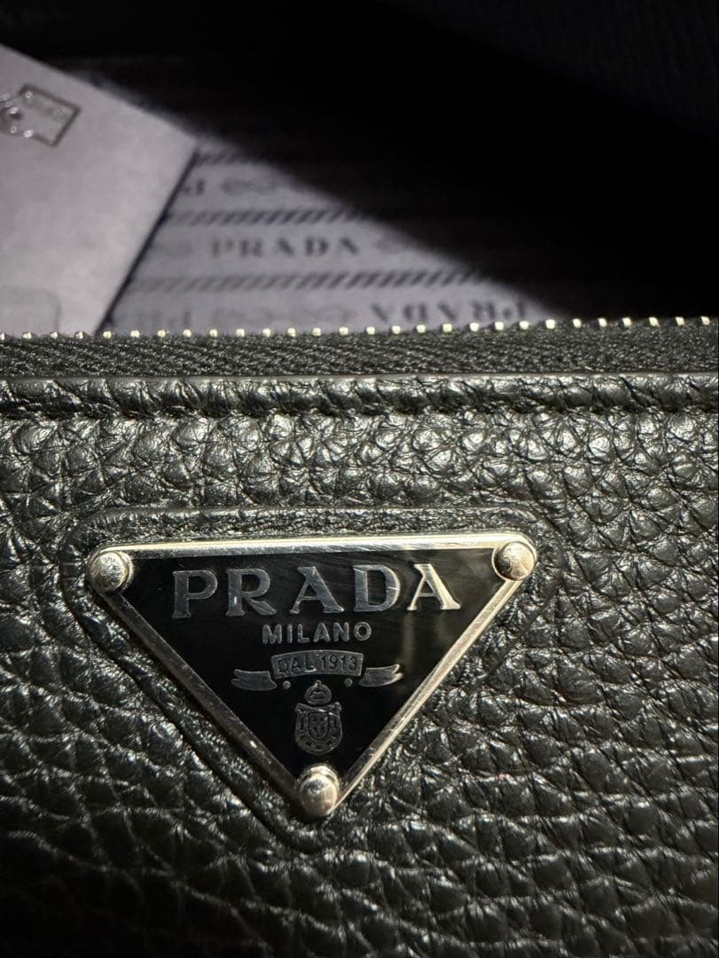 PRADA ブラック レザー 長財布