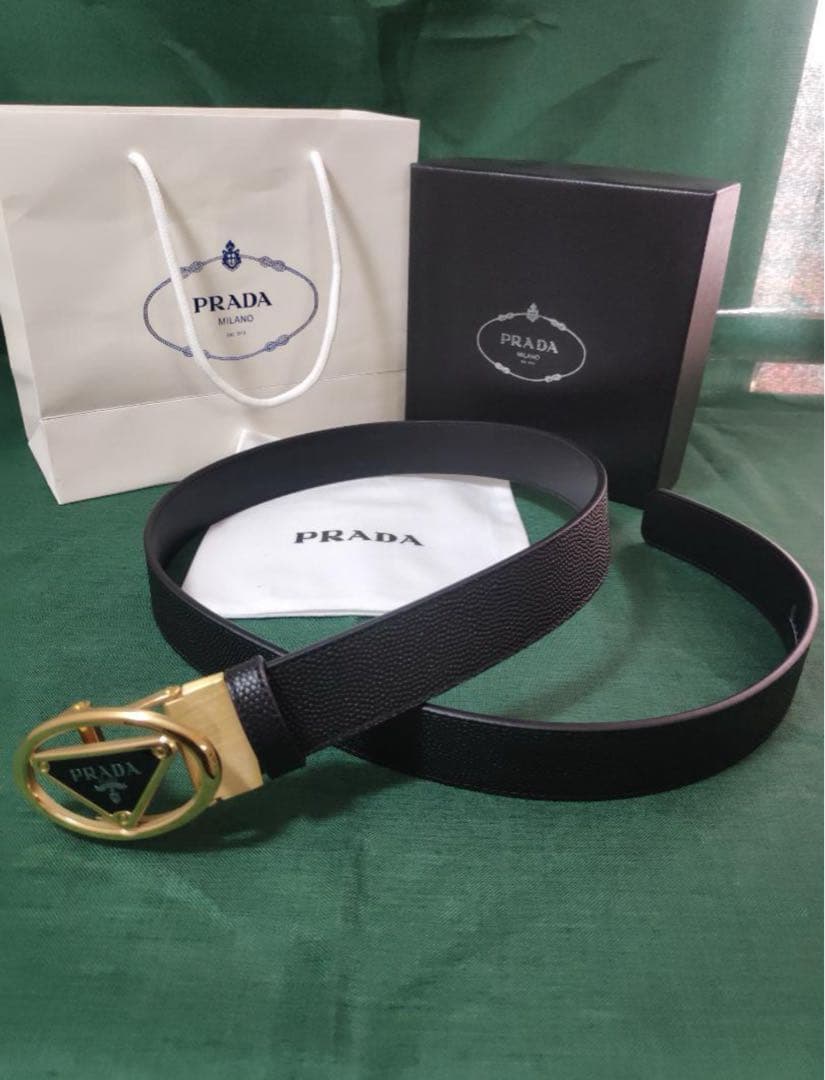 超美品★プラダ/PRADA サフィアーノ三角ロゴベルト　ゴールド金具　95