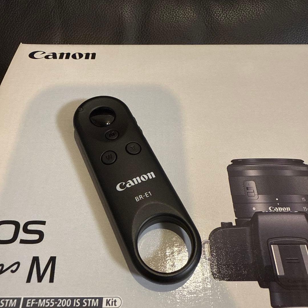 お買得！Canon EOS Kiss M ブラック+レンズ３本+おまけ複数