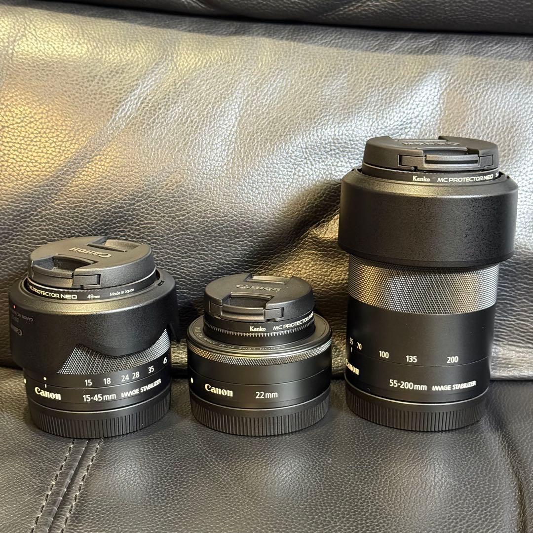 お買得！Canon EOS Kiss M ブラック+レンズ３本+おまけ複数