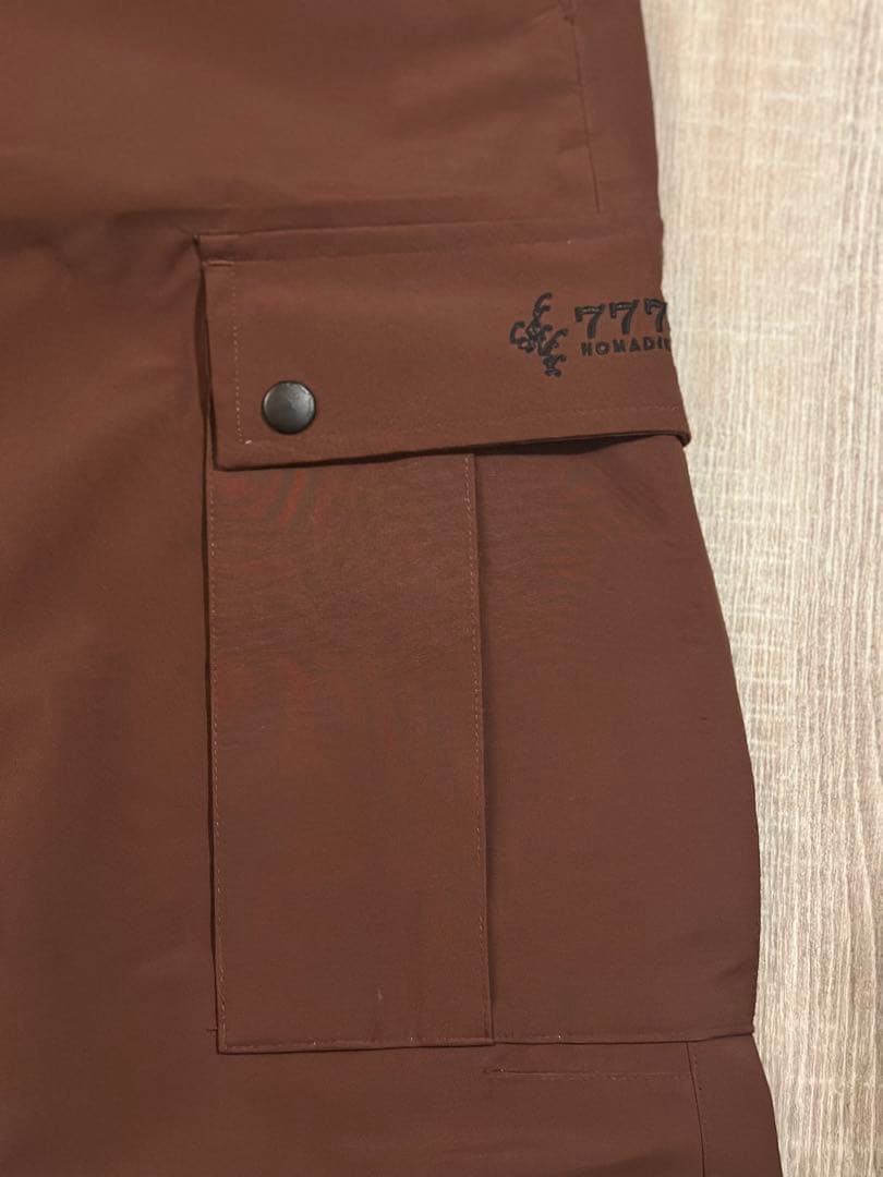 美品 NOMADIK 777 スノーボードパンツ M