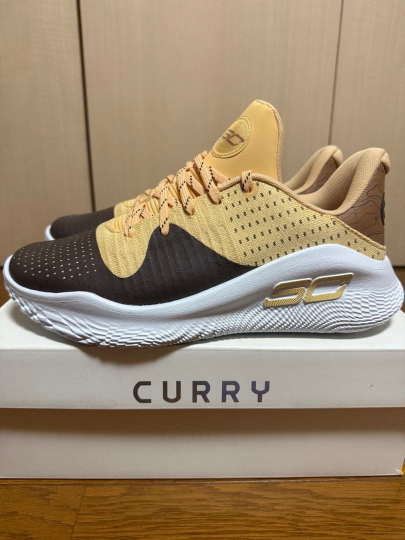 Curry 4 low flotro “Curry Camp”