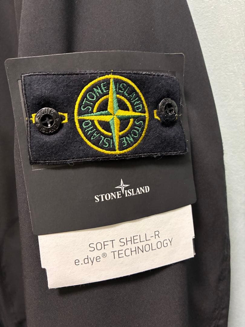 ま*ろ様 STONE  25AW 中綿 ジャケット　ストーンアイラン