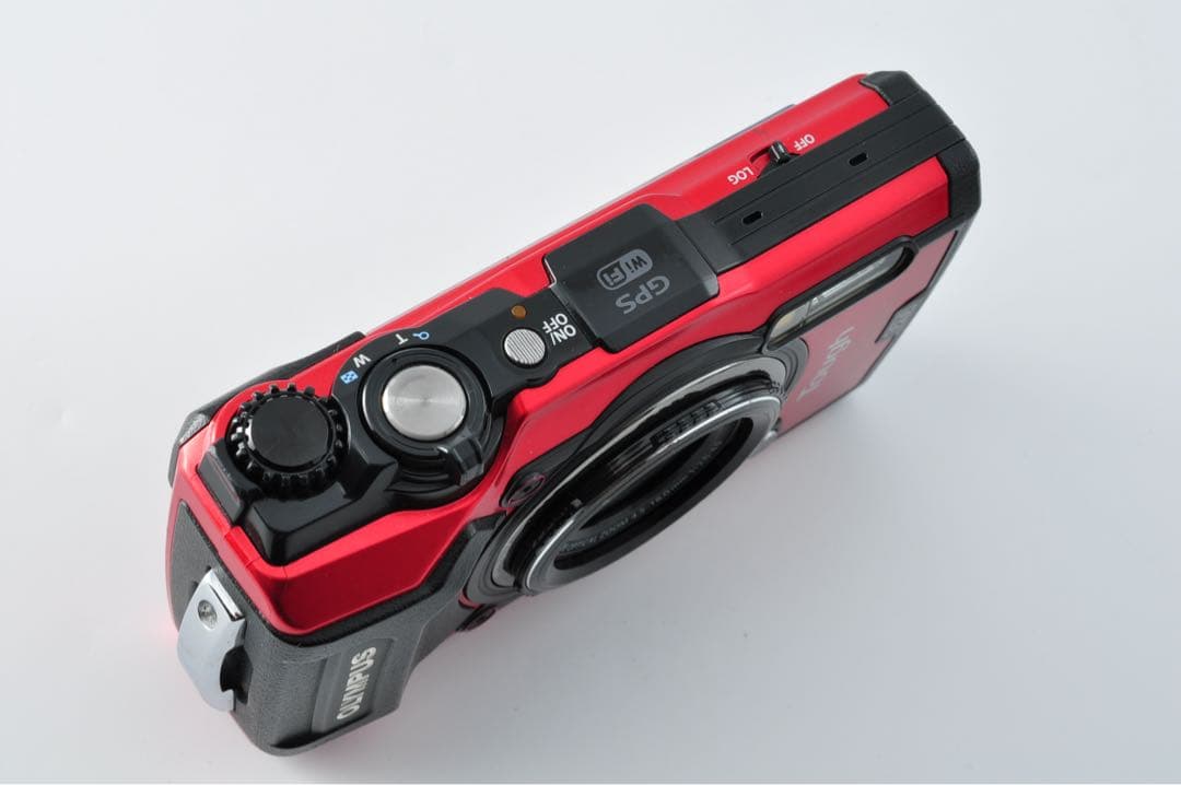 オリンパス　OLYMPUS Tough TG-5