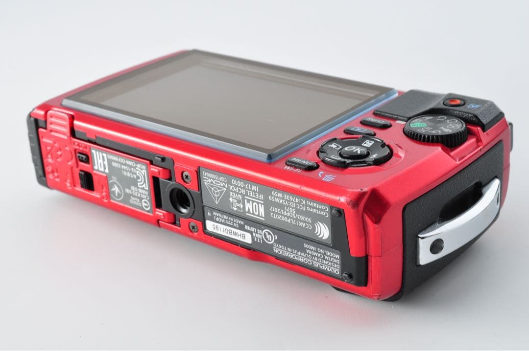 オリンパス　OLYMPUS Tough TG-5