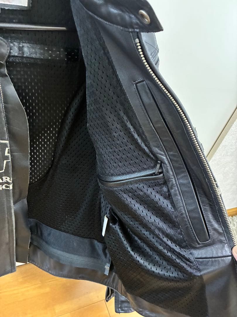 シンプソン　ライダースレザージャケット 革ジャン