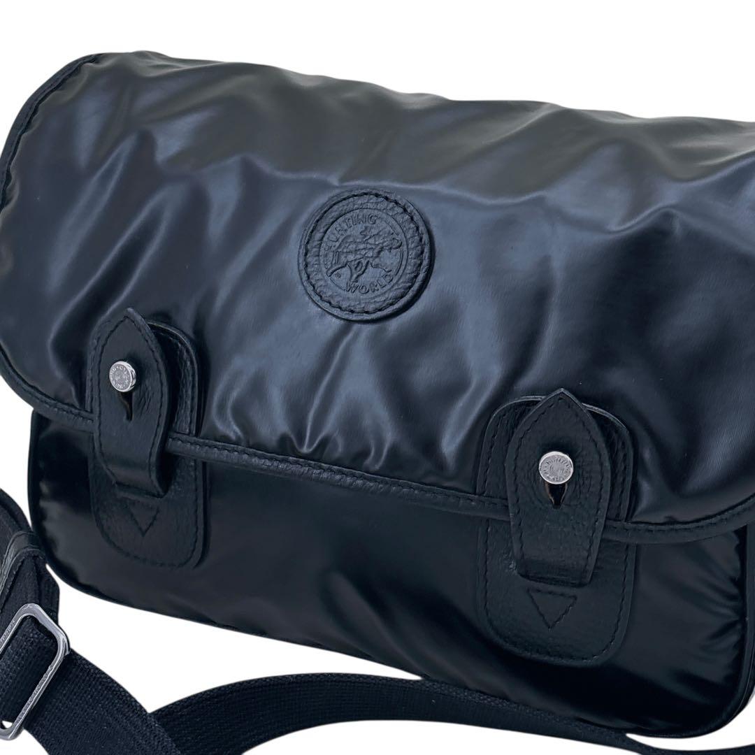 【美品】ハンティングワールド メッセンジャーバッグ サコッシュ バチュークロス