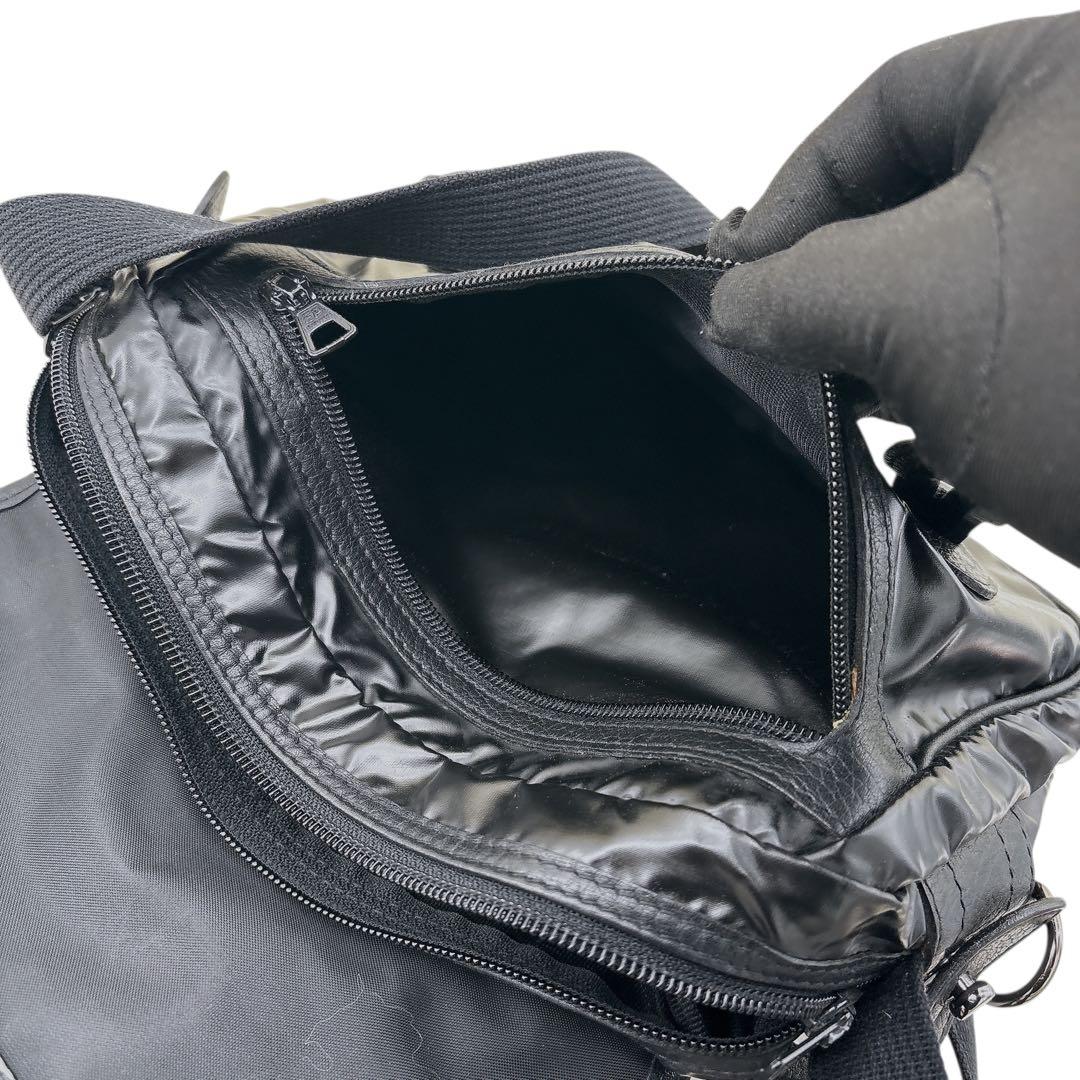 【美品】ハンティングワールド メッセンジャーバッグ サコッシュ バチュークロス