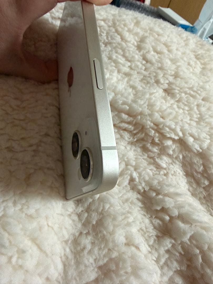 Apple iPhone 14 スマートフォン本体　256GB スターライト