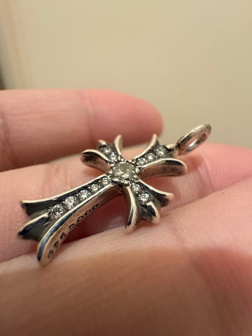 クロムハーツ/タイニーファットクロス PAVEダイヤ