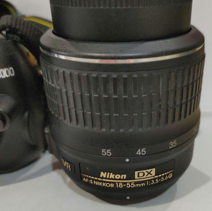【美品】ニコン カメラ Nikon D5000　一眼レフ　動作確認済