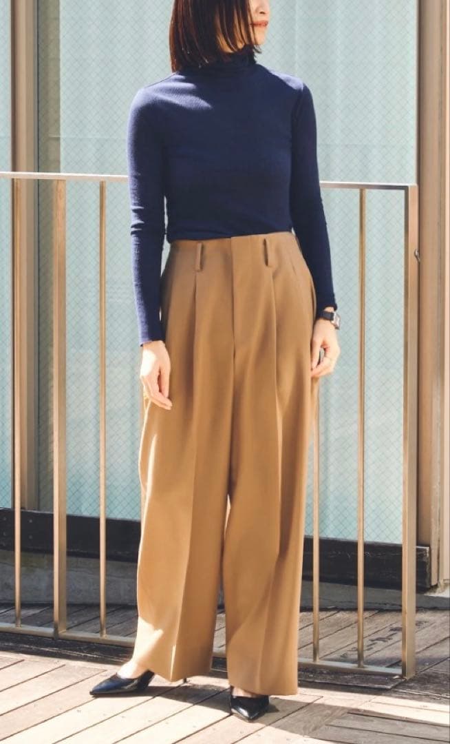 新品 SOEJU カシミヤ混タートルネックカットソー リブニット ネイビーL