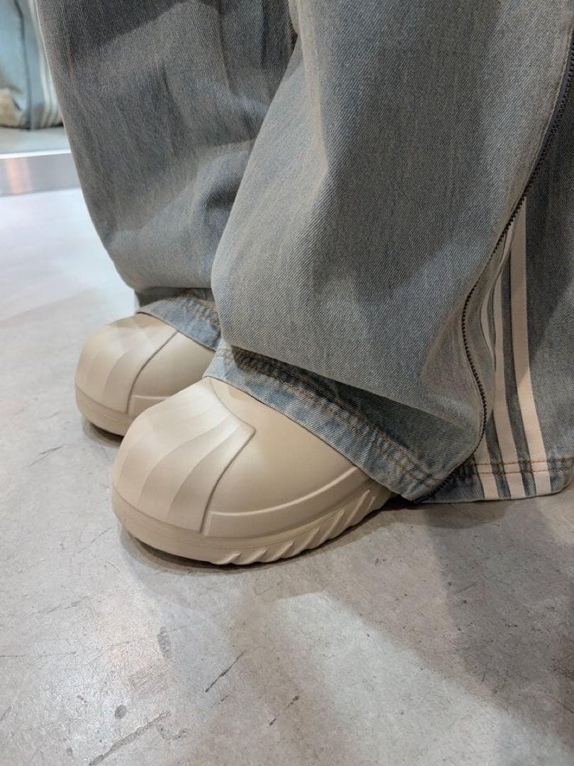 新品24 ADILENIUM シーズン3 ジップウォッシュド デニム パンツ