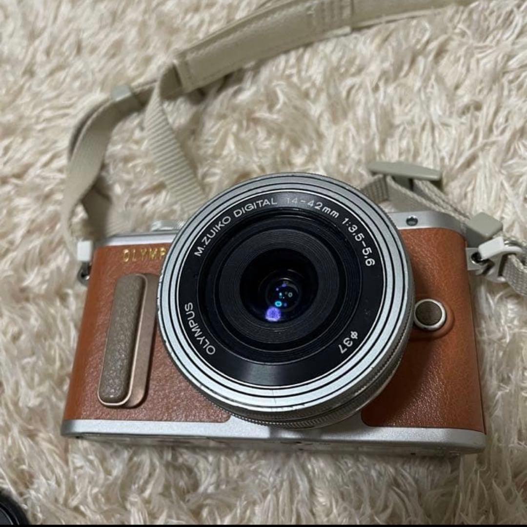 OLYMPUS PEN ミラーレスカメラ ブラウン