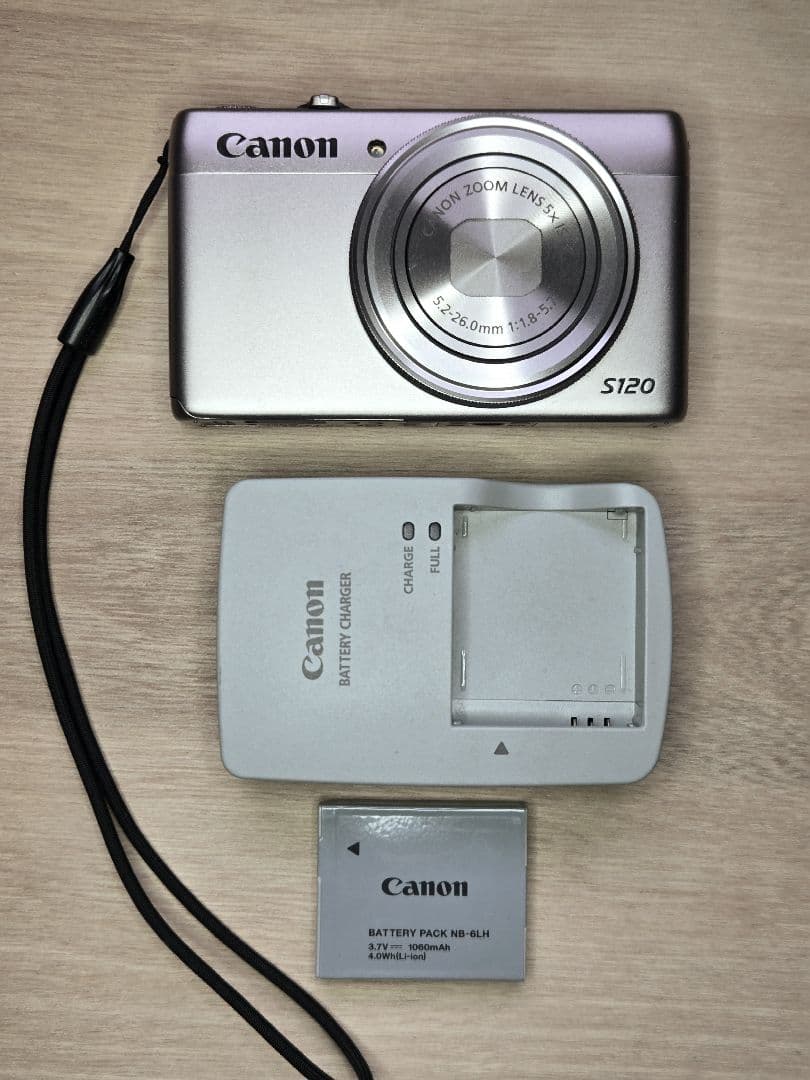 Canon S120 デジタルカメラ シルバー 本体と充電器