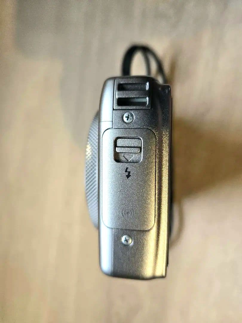 Canon S120 デジタルカメラ シルバー 本体と充電器