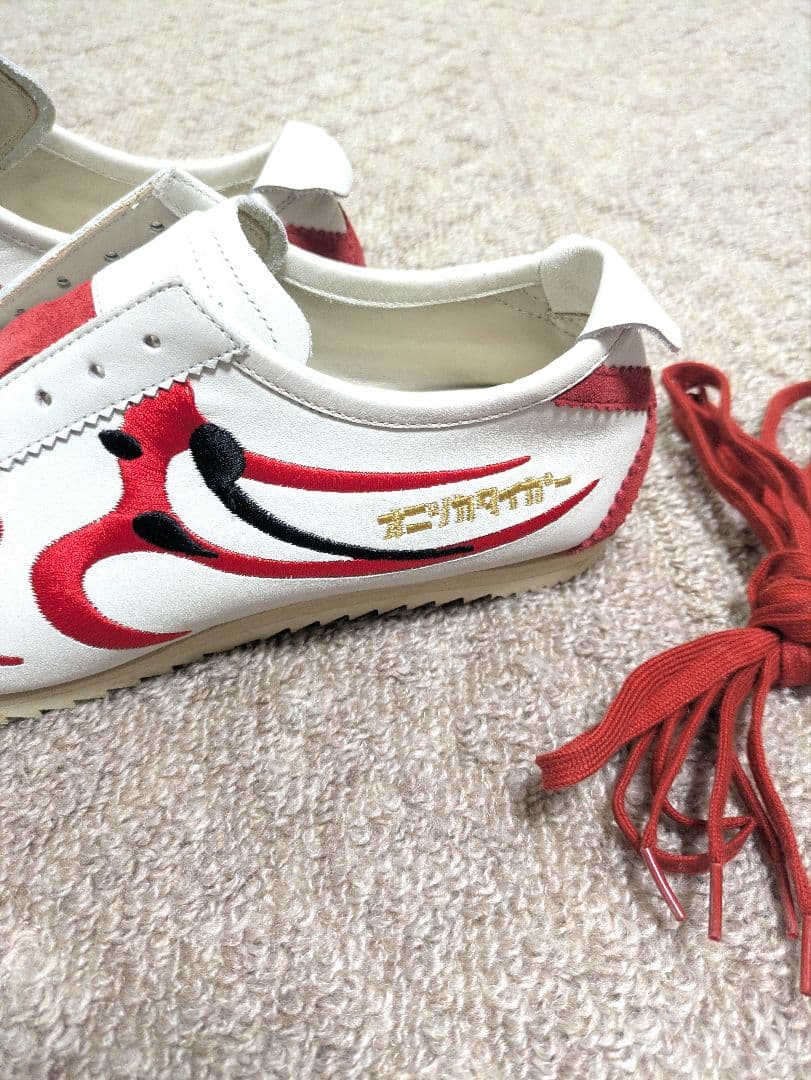 むらカキ【Onitsuka Tiger】MEXICO 66 DELUXE