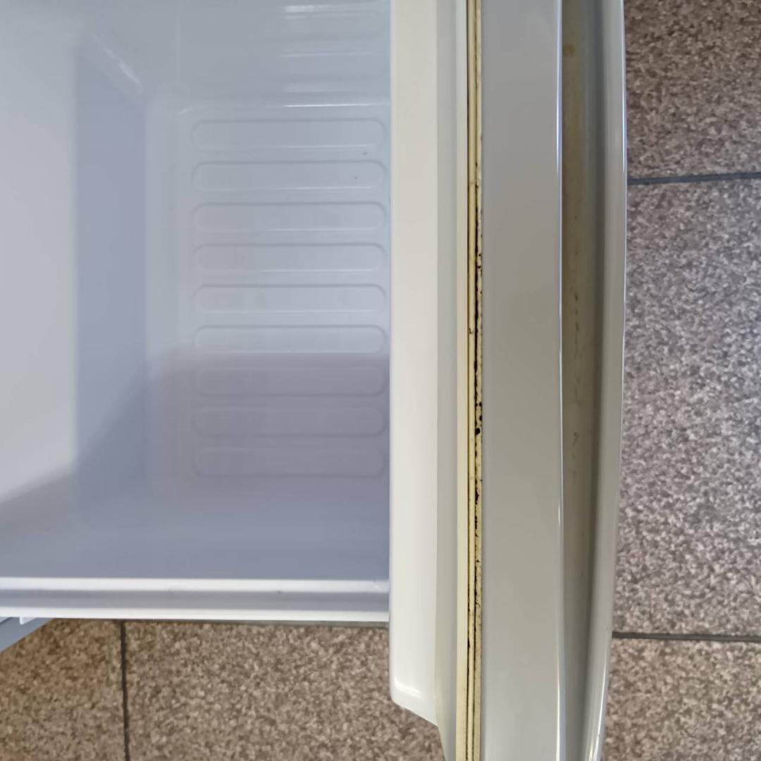 シャープ 冷蔵庫 137L 2ドア SJ-D14C-S 2017年製 美品