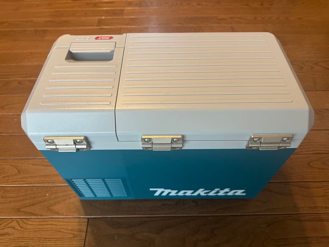 【美品】　マキタ　保冷温庫　CW003GZ