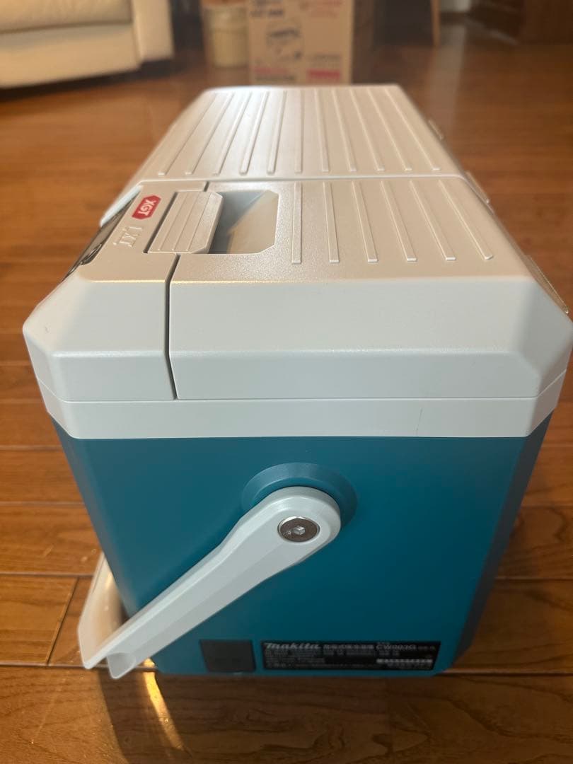 【美品】　マキタ　保冷温庫　CW003GZ