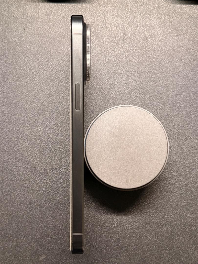 iPhone 15 Pro Max（バッテリー容量95％）